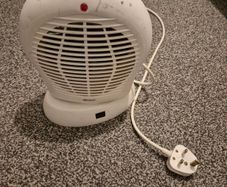 Delta Portable Electric Fan Heater