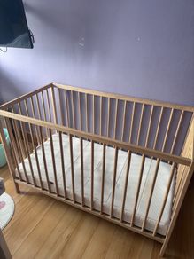 baby cot