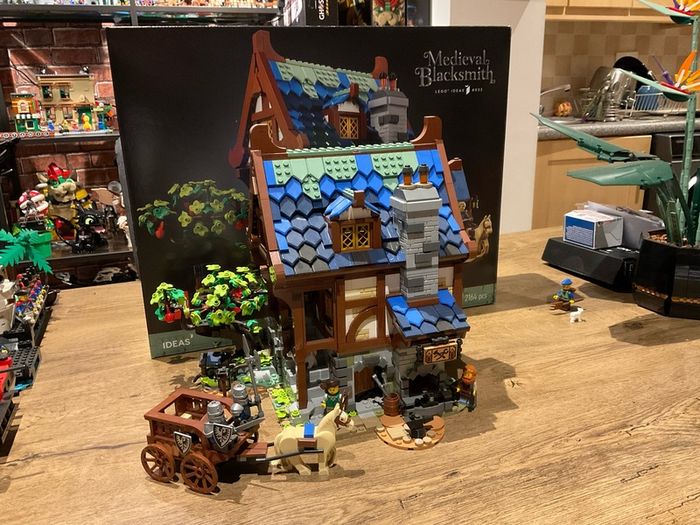 LEGO  21325 Medieval Blacksmith