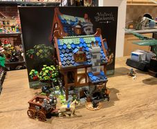 LEGO  21325 Medieval Blacksmith