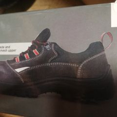 Safety shoes