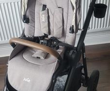 Joie Travel System - Buggy, Carrycot, Car Seat, isofix base