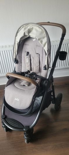Joie Travel System - Buggy, Carrycot, Car Seat, isofix base
