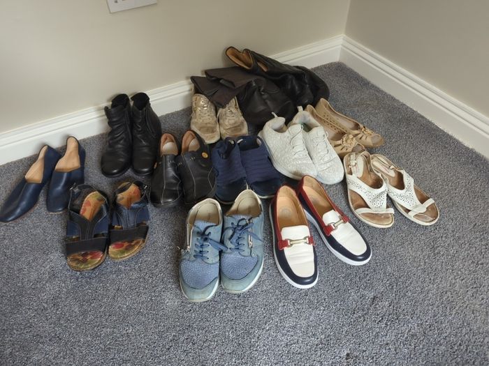 Ladies shoes