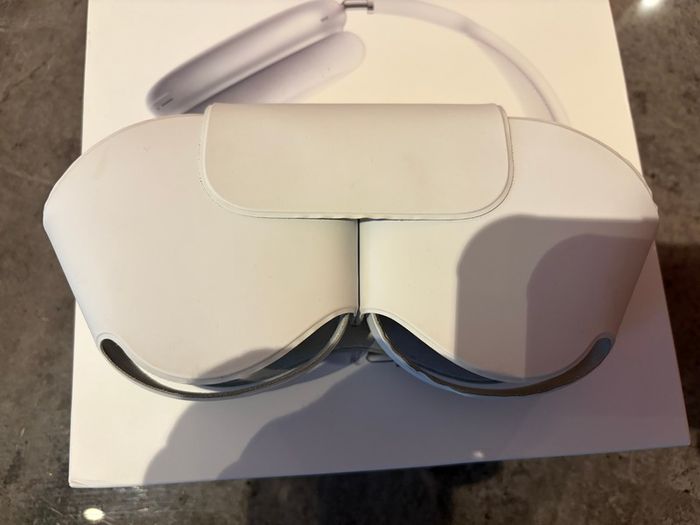 AirPods Max, Silver Lightning