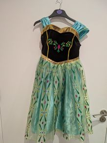Halloween Anna (Frozen)