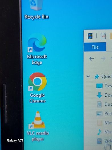 HP Laptop Model 15-da0072na, Intel Celeron N4000 CPU, 1.1GHz, 4GB Ram, 250GB HDD, Windows 10 Home, Microsoft Edge, Chrome
