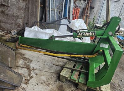 McHale Bale spliter