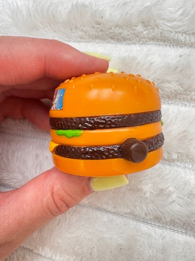McDonalds Happy Meal Wind Up Toy Tricky Trackers 1995 Big Mac approx. 3 cm. Used Please see photos