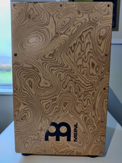 Meinl CAJ3MB-M Cajinto Cajon (Siam Oak / Makah Burl) + Meinl Padded Bag