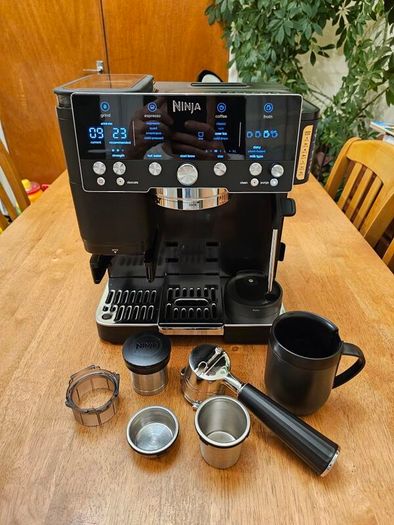 NINJA Luxe Cafe Premier Series ES601KBK Bean to Cup Coffee Machine Black