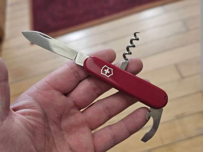 Vintage Collectable Victorinox Bartender Discontinued 84mm model with Modern handles installed