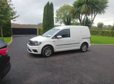 Volkswagen Caddy van 192