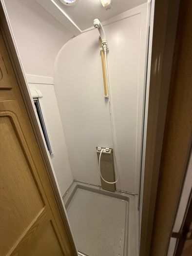 Abbey Gts Vogue 4 Birth Caravan