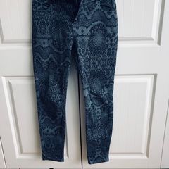 Genuine Whistles Ladies Jeans  Size 28