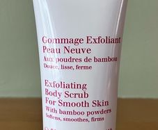 New Clarins Exfoliating Body Scrub 30ml