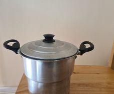 pots