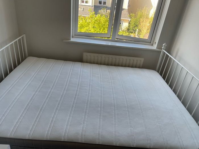 Free Double bed free to take away