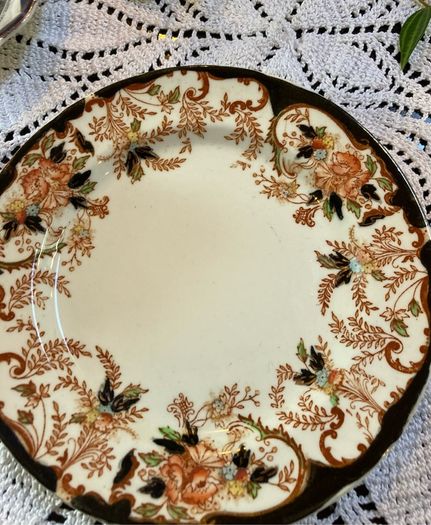 An antique bone china trio