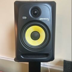 2x krk Rokit 6s + stands