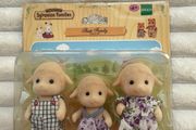 Sylvanian Families Epoch Sheep Family Dingle 1440 new THe BOx IS DAmaged Please see pictures