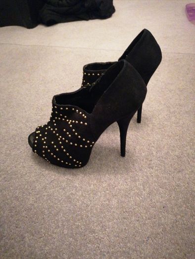 Ladies platform shoe