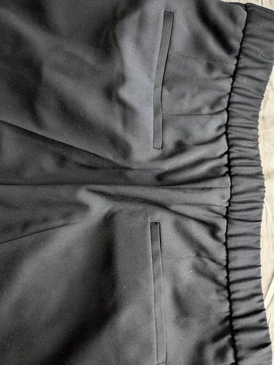 Hugo Hayden  201F1 Pants, Size UK48, 100% Virgin Wool