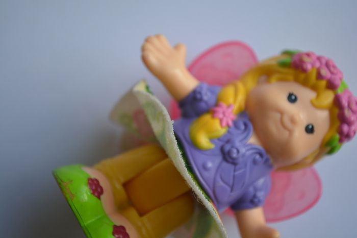Fisher Price Little People Fairy Sarah Lynn Bendable Used Please look at the pictures