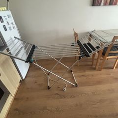 Clothes line