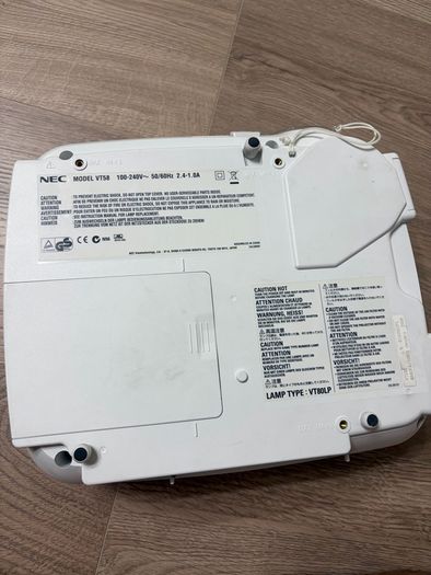 Nec projector