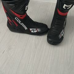 Course R2 motorbike boots size 11