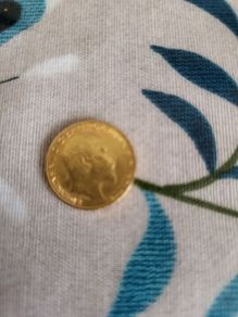 Gold coin