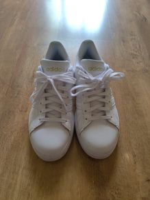 Never worn -Adidas Grand Court 2.0 Ladies 4.5