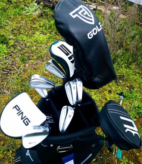 Set of Golf Clubs