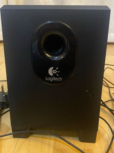 logitech z313 2.1 speakers quick sale