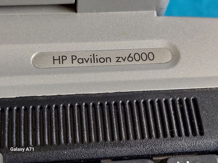 HP Pavilion zv6000, Windows XP, in excellent cosmetic condition, A Genuine real Blast from the past