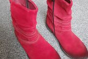 Red Boots