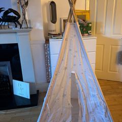Kids tent