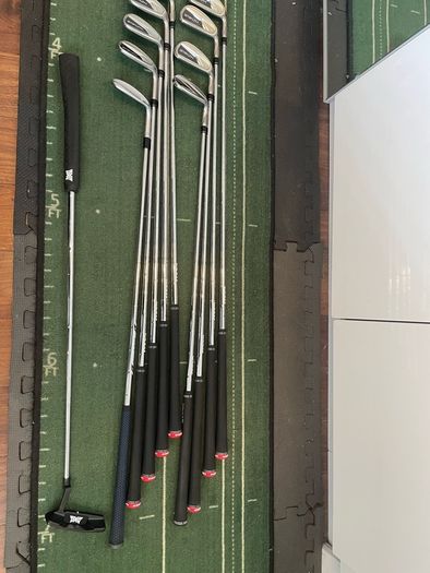 TaylorMade Stealth Golf Set