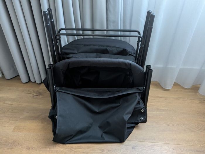 Graco Side-by-Side Bedside Crib / Travel Crib with mattress and carry bag