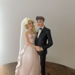 Traditional wedding cake topper