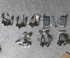 8 set of door locks/handles - 5euro each