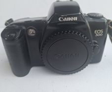 Canon EOS 500 slr camera body