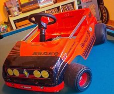 Vintage TT Toys renault 5 pedal car
