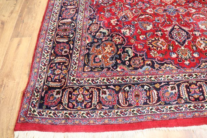 P.ersian Mashad Rug 'Signed' 345x248cm (MESH)