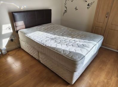 Double bed with Respa Mattress