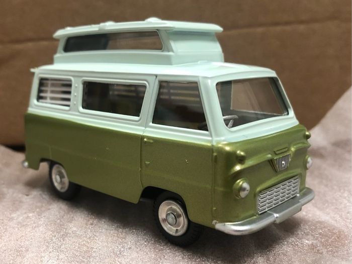 Corgi Toys 1/43 Ford Thames Airborne Caravan