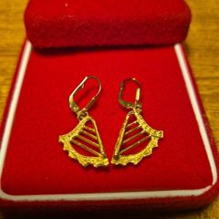 Vintage Golden Tone Celtic Harp Earrings