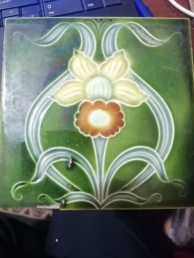 Victoriana R & H Richards Fireplace Tile