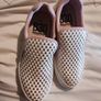 Bass3d pink and white shoes Image 2